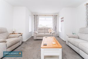 Sitting Room- click for photo gallery